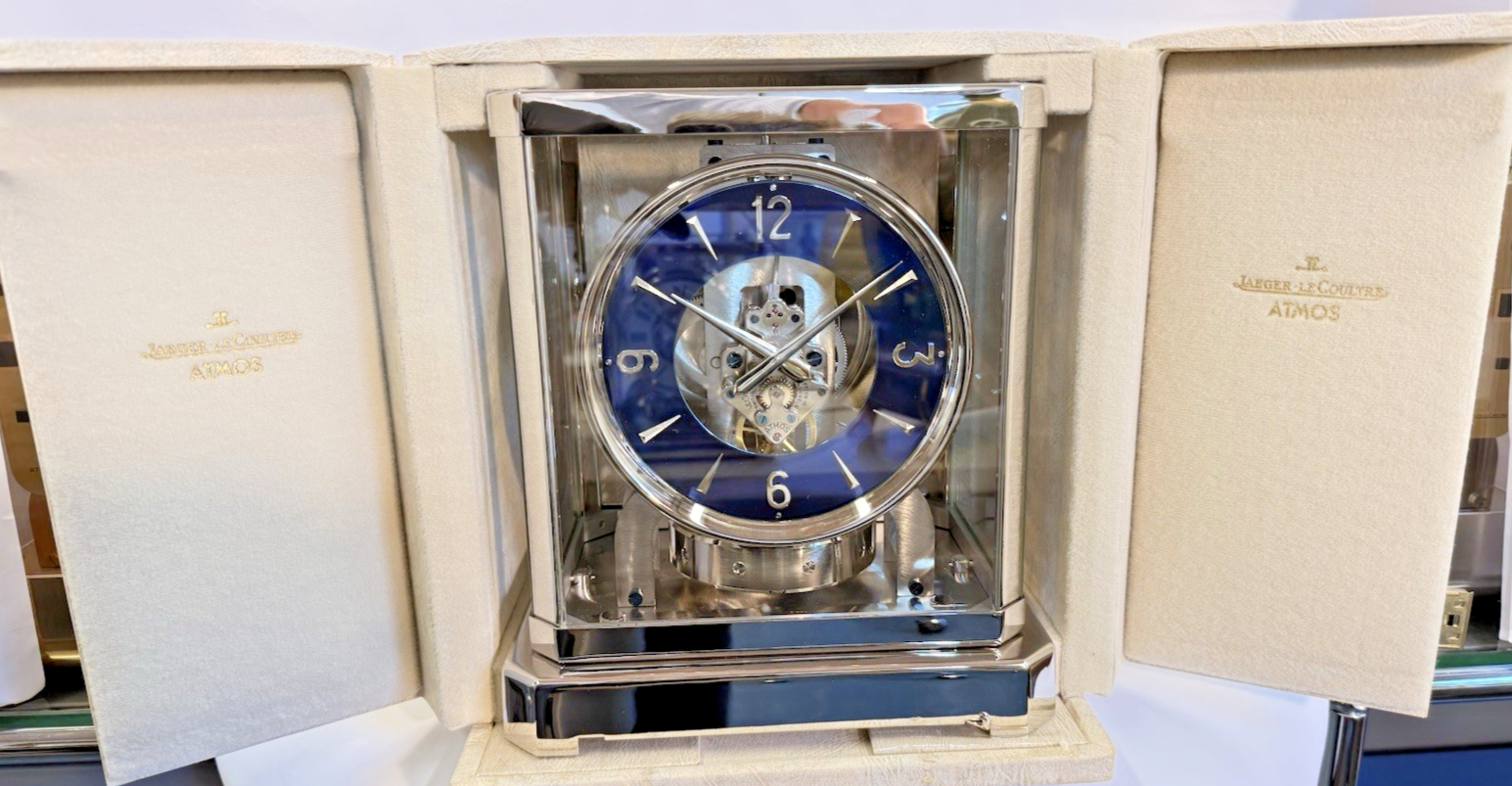 Atmos III mit Tabernakel – Platin & Nickel